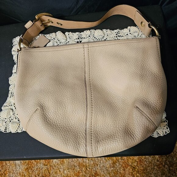 Coach Handbags - Coach creamy light tan pebble leather handbag